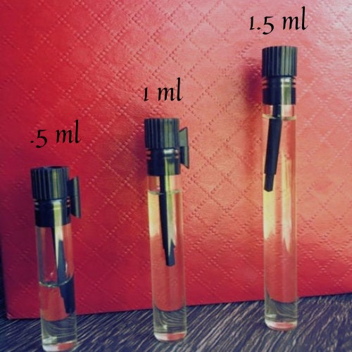 Perfume sample set - 5 different perfumes (alcohol containing) - 1